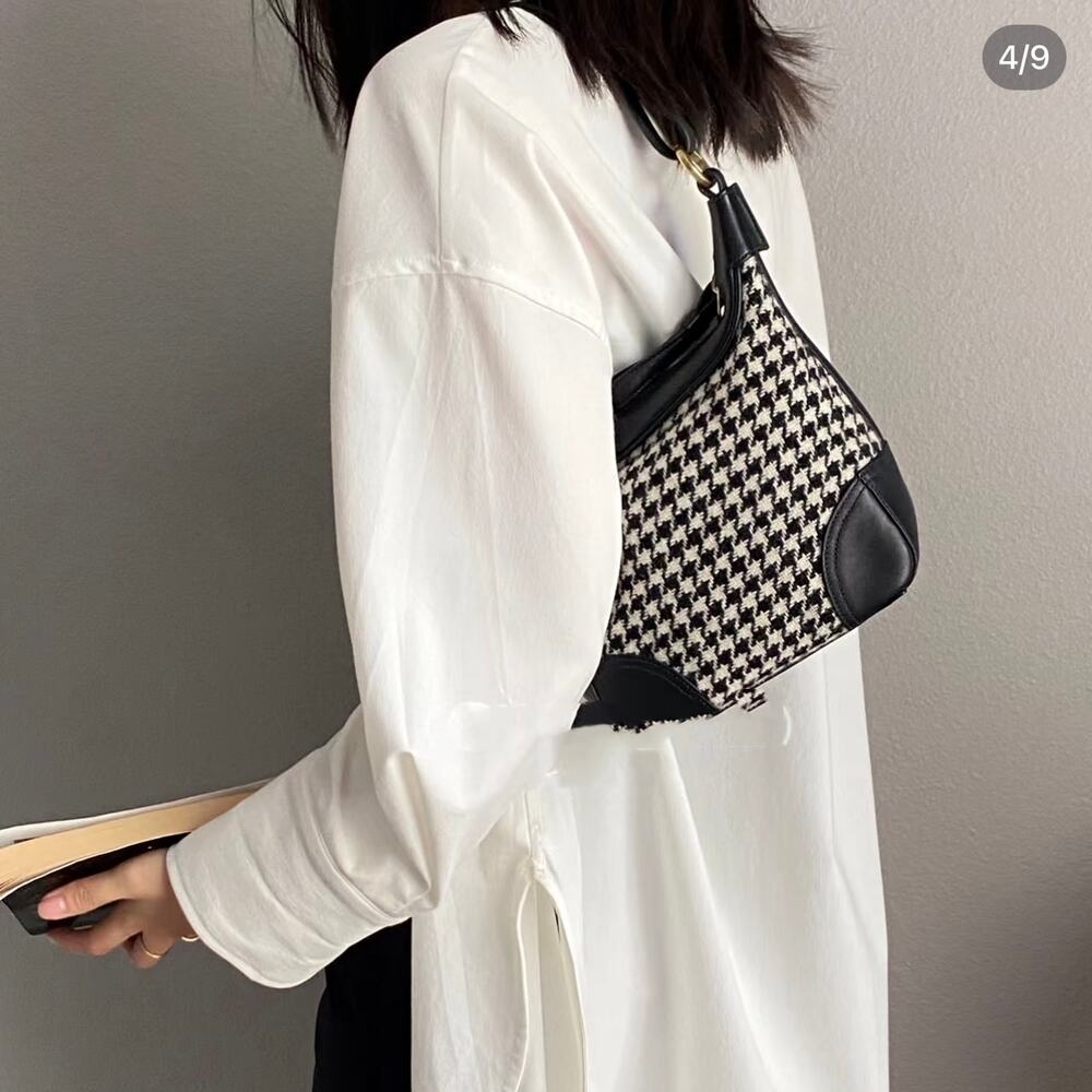 Coach Houndstooth Hobo Purse Hobo Shoulder bag 6954